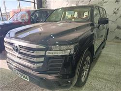 تۆیۆتا لاند کروزەر